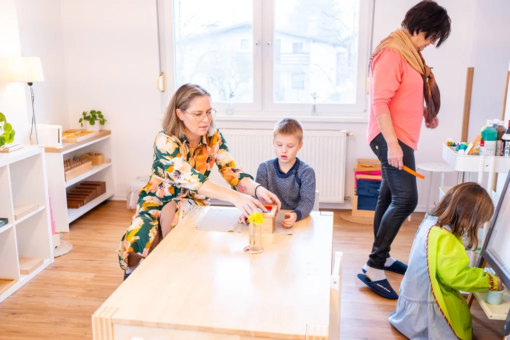 Montessori učni center